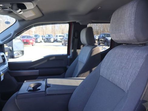 Used 2024 Ford F250 XLT w/ FX4 Off-Road Package image 7