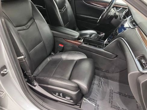 Used 2013 Cadillac XTS Premium image 21