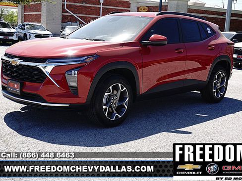 New 2026 Chevrolet Trax LT FWD image 3