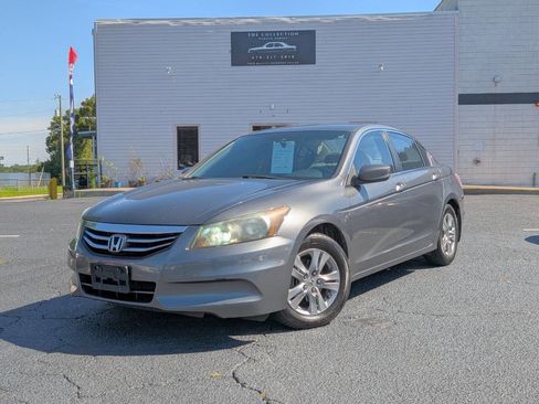 Used 2011 Honda Accord LX-P image 1