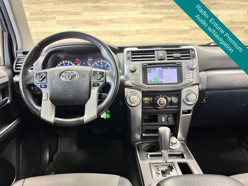 Used 2018 Toyota 4Runner SR5 Premium AWD/4WD image 2