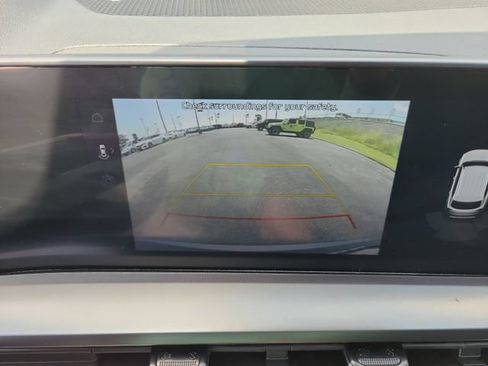 Used 2025 Kia Telluride LX FWD image 26