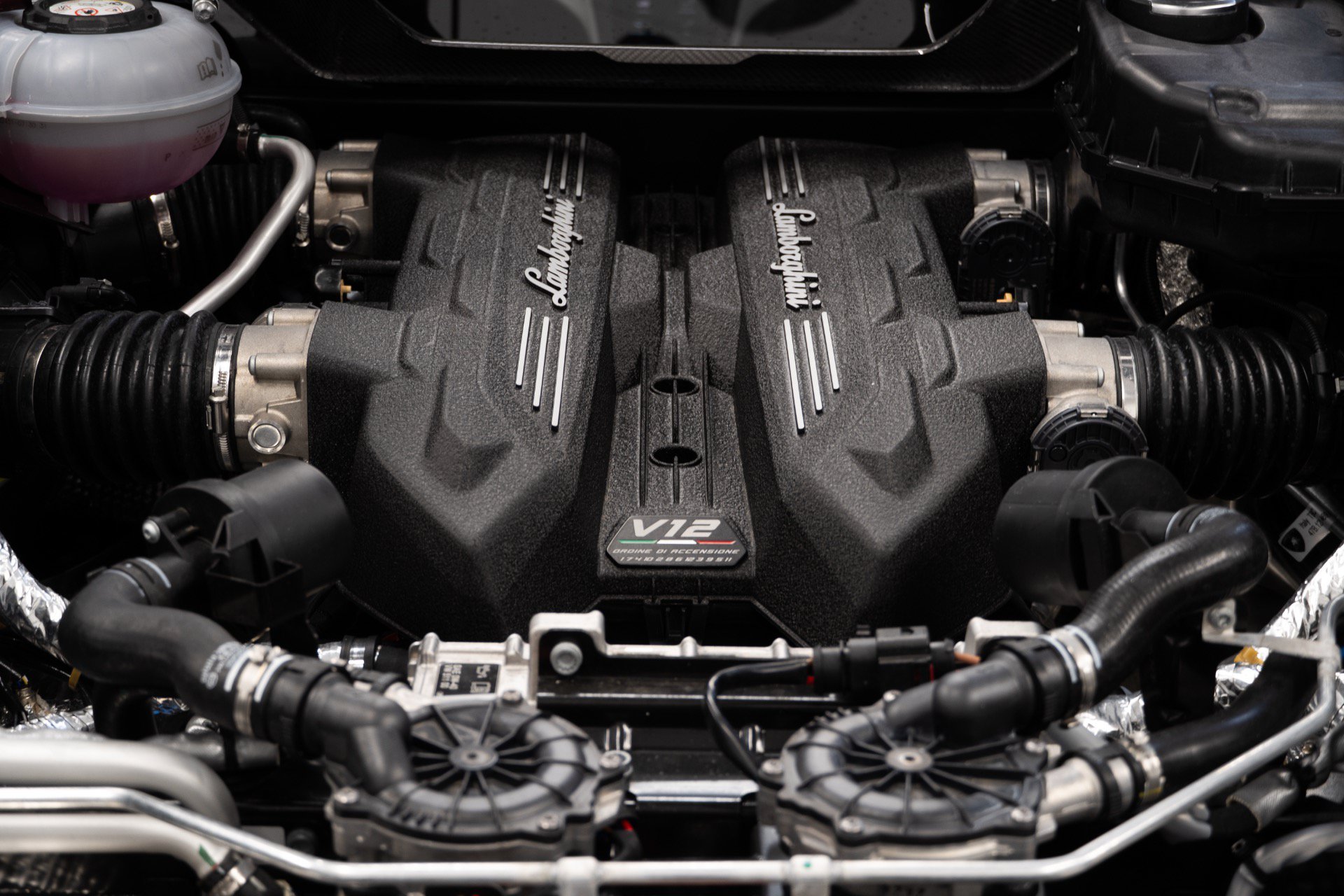 Used 2024 Lamborghini Revuelto AWD/4WD image 41