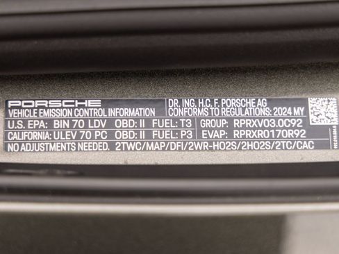 Certified 2024 Porsche 911 Targa 4 GTS AWD/4WD image 35