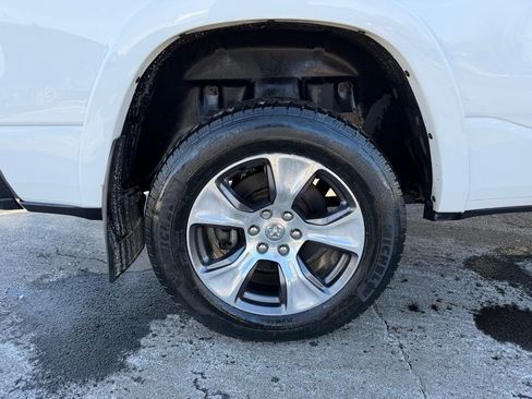 Used 2021 RAM 1500 Laramie image 12