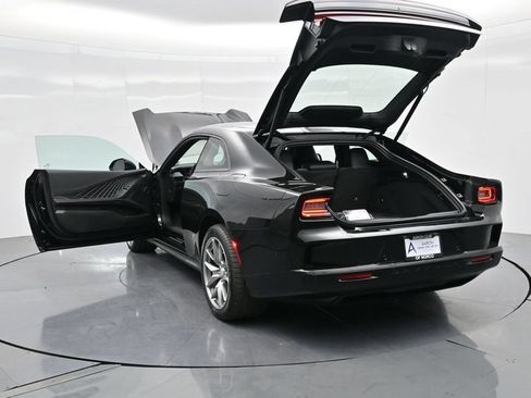 Used 2025 Dodge Charger Daytona Scat Pack w/ Track Pack AWD/4WD image 27