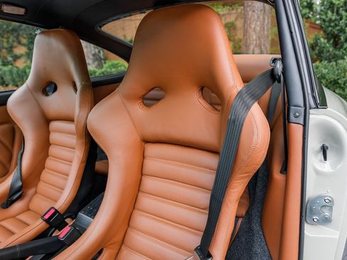 Used 1992 Porsche 911 GT3 RS image 20