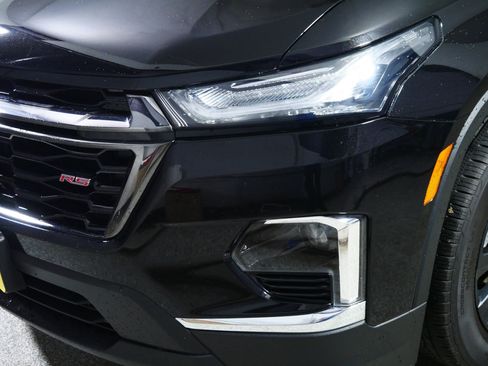 Used 2024 Chevrolet Traverse RS AWD/4WD image 16