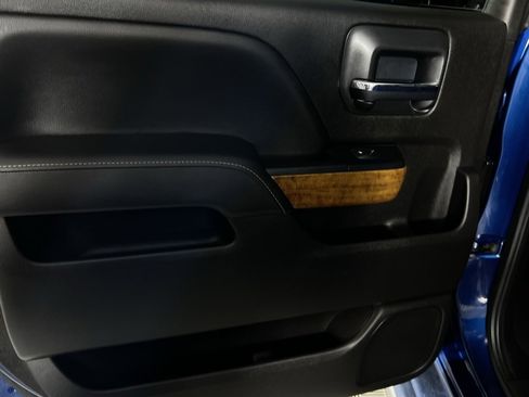 Used 2019 Chevrolet Silverado 3500 High Country w/ Duramax Plus Package image 28