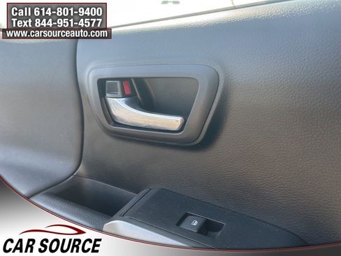 Used 2019 Toyota Tacoma TRD Off-Road image 16