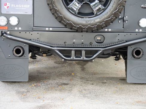 Used 1992 Land Rover Defender 110 image 17