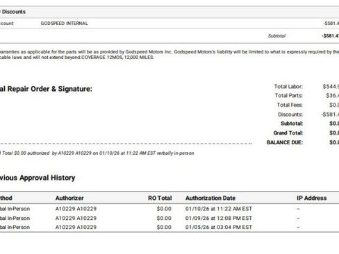 Used 2018 Land Rover Discovery SE image 8