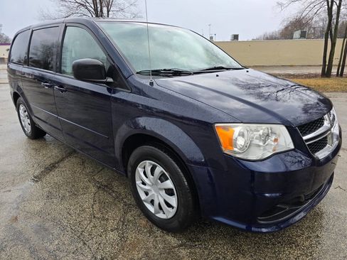 Used 2014 Dodge Grand Caravan SE w/ Quick Order Package 29E SE image 3
