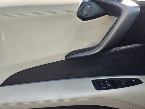 Used 2015 BMW i8 image 22