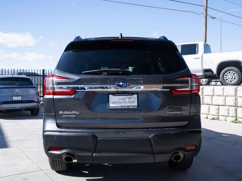 Used 2024 Subaru Ascent Limited w/ Technology Package image 5