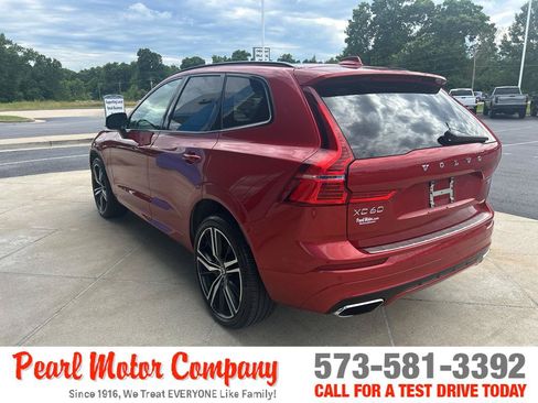 Used 2021 Volvo XC60 T5 R-Design AWD/4WD image 6