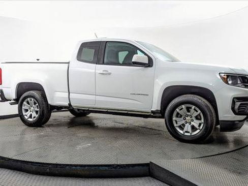 Used 2021 Chevrolet Colorado LT w/ Fleet Safety Package image 11