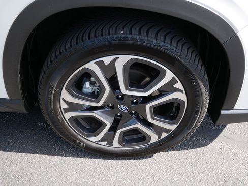 Used 2023 Subaru Ascent Touring AWD/4WD image 15