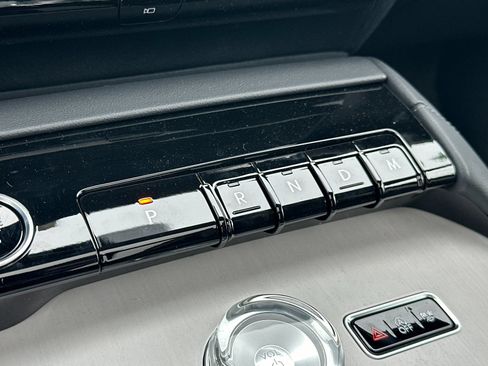 New 2026 Lincoln Navigator Reserve AWD/4WD image 22