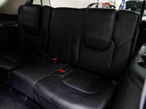 Used 2024 Nissan Armada SL image 42