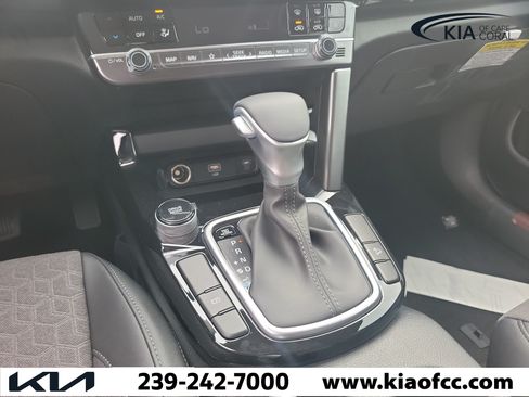 New 2026 Kia Seltos S FWD image 18