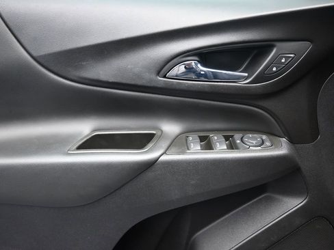 Used 2021 Chevrolet Equinox LT w/ LPO, Floor Liner Package image 19