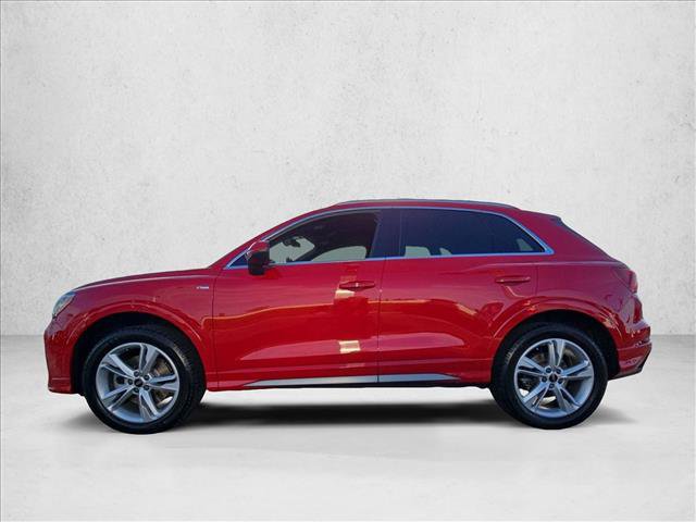 Used 2022 Audi Q3 2.0T Premium w/ Convenience Package AWD/4WD image 9