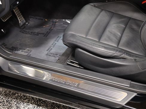 Used 2014 Mercedes-Benz E 550 Coupe image 37