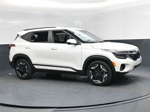 New 2026 Kia Seltos SX image 2