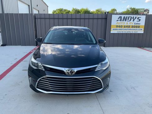 Used 2017 Toyota Avalon XLE Premium w/ All Weather Liner Package FWD image 3