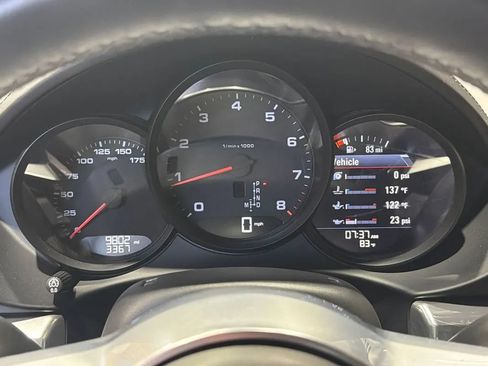 Used 2024 Porsche 718 Cayman RWD image 17