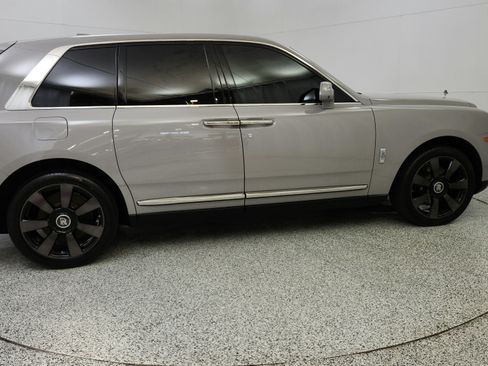 Used 2021 Rolls-Royce Cullinan AWD/4WD image 8