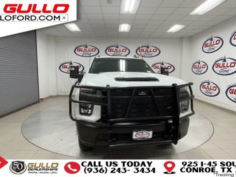 Used 2022 Chevrolet Silverado 3500 W/T w/ WT Convenience Package AWD/4WD image 3