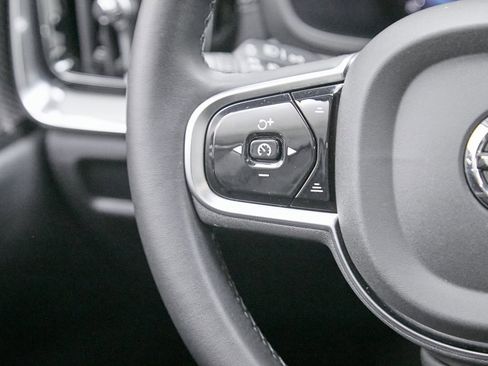 Certified 2024 Volvo V60 B5 Cross Country Ultimate image 35