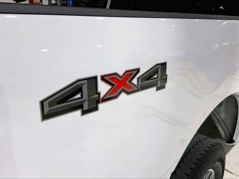 Used 2024 Ford F250 Lariat image 10