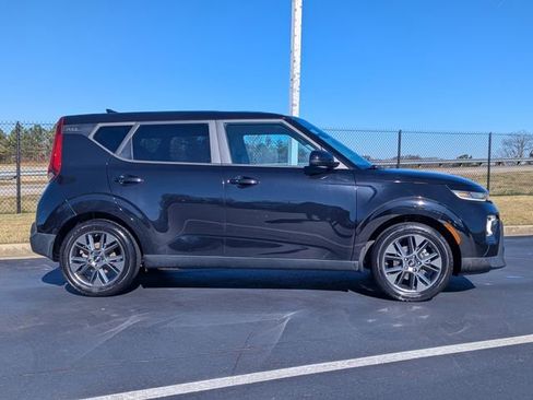Used 2020 Kia Soul EX image 23