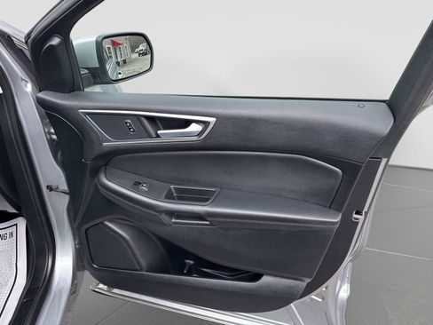 Used 2024 Ford Edge SEL AWD/4WD image 25