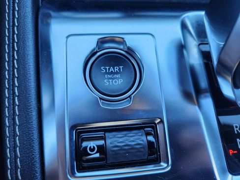 Used 2024 Jaguar F-PACE R-Dynamic S image 29