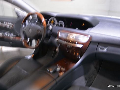 Used 2010 Mercedes-Benz CL 550 CL550 4MATIC image 22