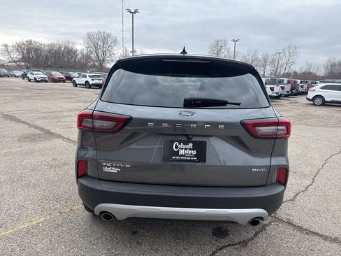 Used 2023 Ford Escape Active w/ Tech Pack #2 image 3