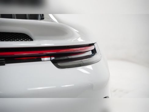 Certified 2022 Porsche 911 GT3 image 12