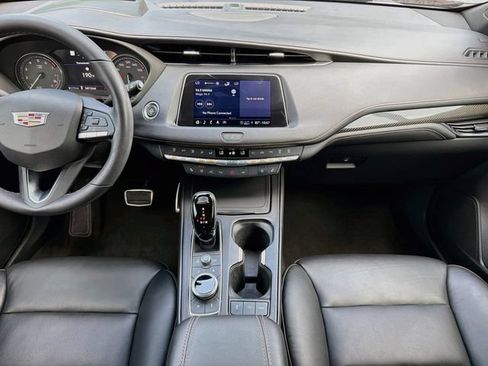 Used 2023 Cadillac XT4 Sport FWD image 19