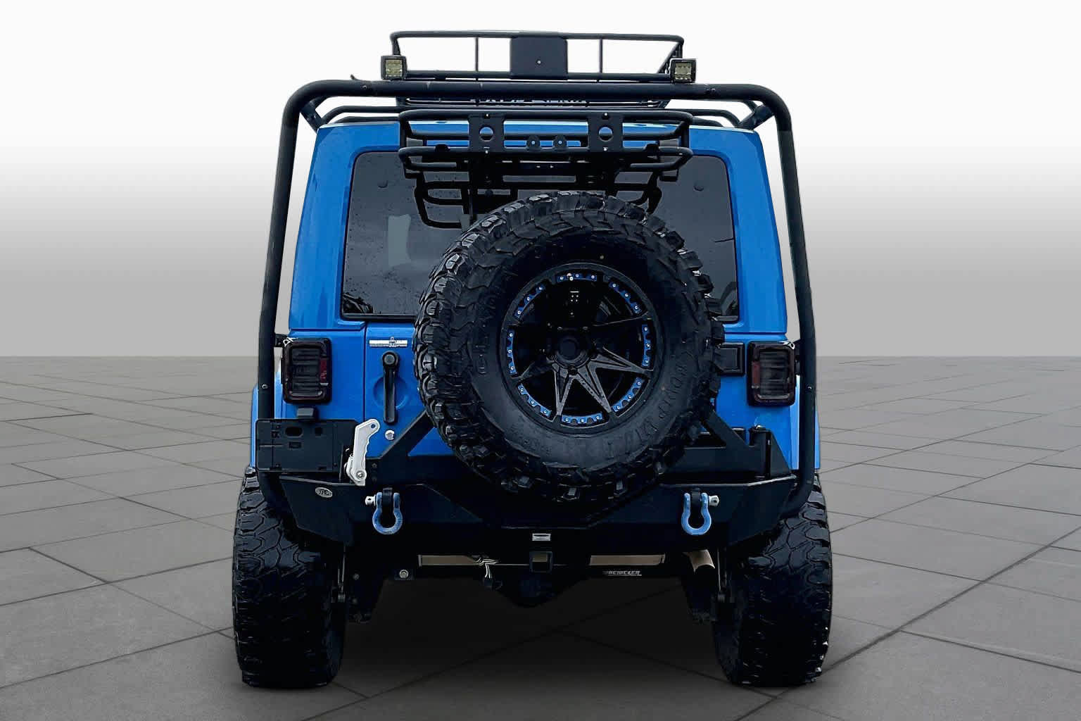 Used 2012 Jeep Wrangler Unlimited Rubicon w/ Dual Top Group AWD/4WD image 5