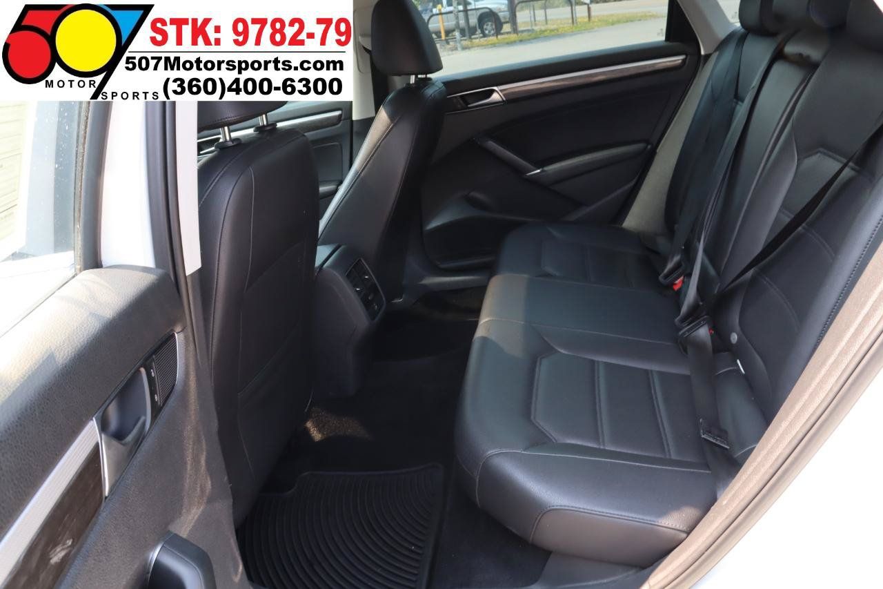 Used 2017 Volkswagen Passat 1.8T SE FWD image 13