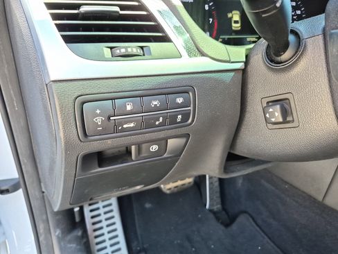 Used 2019 Genesis G80 3.3T Sport image 38