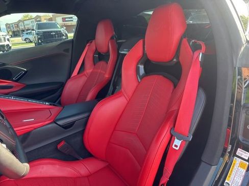 Used 2024 Chevrolet Corvette Stingray Premium Cpe w/ Z51 Performance Package image 17