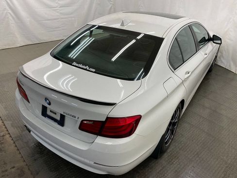 Used 2012 BMW 528i xDrive Sedan image 10