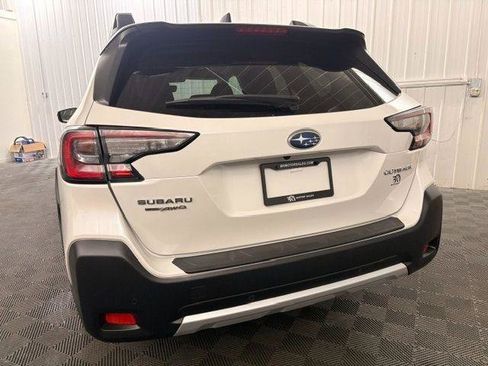Used 2024 Subaru Outback Limited AWD/4WD image 4