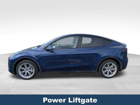 Used 2023 Tesla Model Y Long Range AWD/4WD image 7