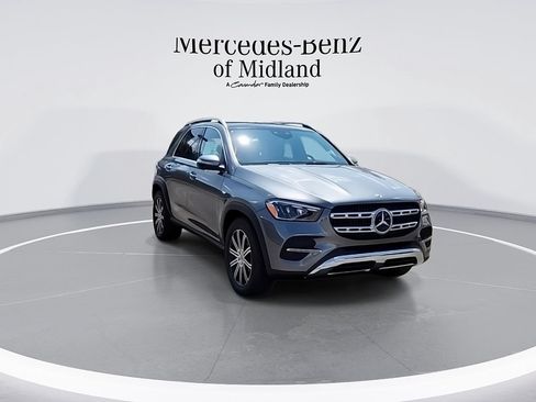 New 2025 Mercedes-Benz GLE 450e 4MATIC image 2